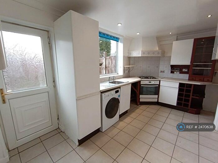 2 Bedroom End Of Terrace House To Rent In Pelham Street, Ashton-Under-Lyne, OL7