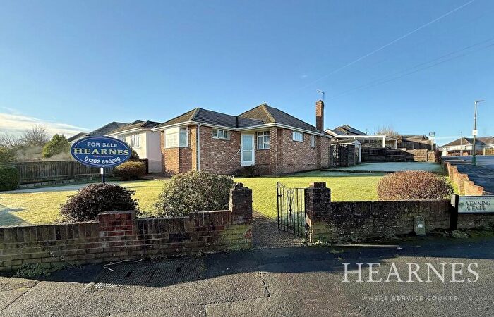 2 Bedroom Detached Bungalow For Sale In Shapland Avenue, Bournemouth, BH11