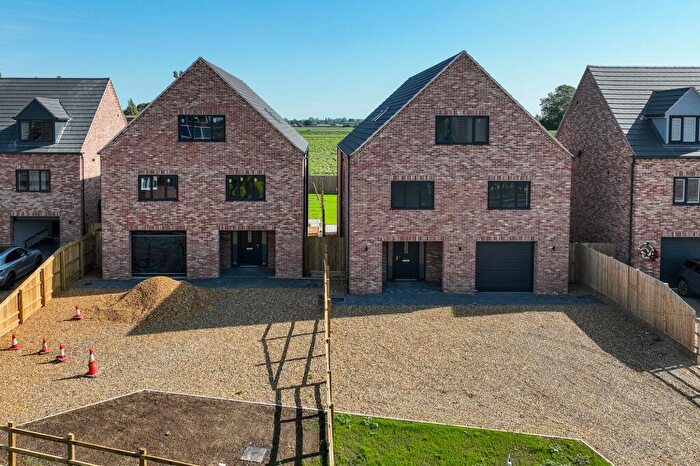 4 Bedroom Detached House For Sale In Stow Road, Wiggenhall St. Mary Magdalen, PE34