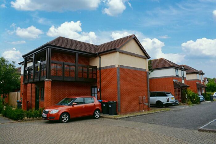 1 Bedroom End Of Terrace House To Rent In Wallmead Gardens, Milton Keynes, MK5