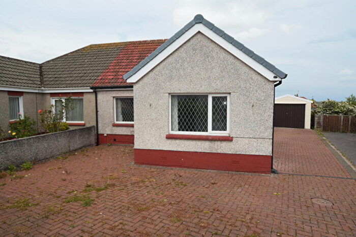 2 Bedroom Semi-Detached Bungalow To Rent In Summerhill Gardens, Barrow-in-Furness, LA14