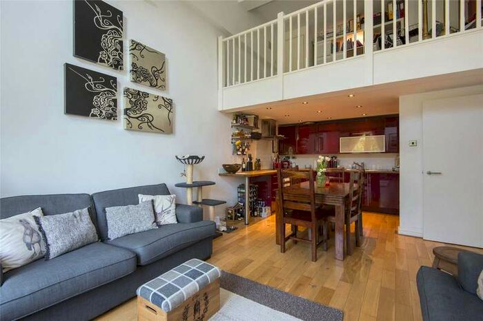 2 Bedroom Flat To Rent In Clock Court, Victory Road, London, E11