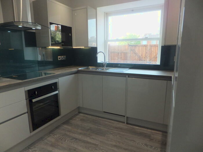 2 Bedroom Apartment To Rent In Devereux House, Coleshill. ., B46