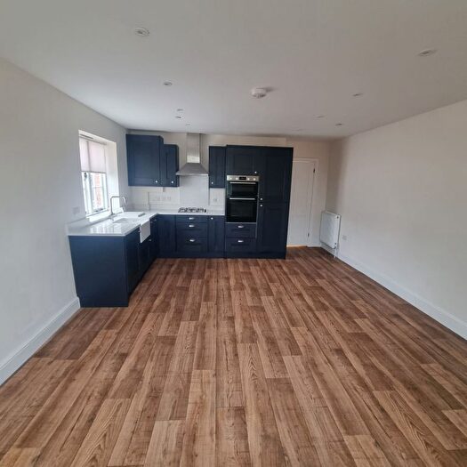 2 Bedroom Flat To Rent In A High Street, Battle, TN33