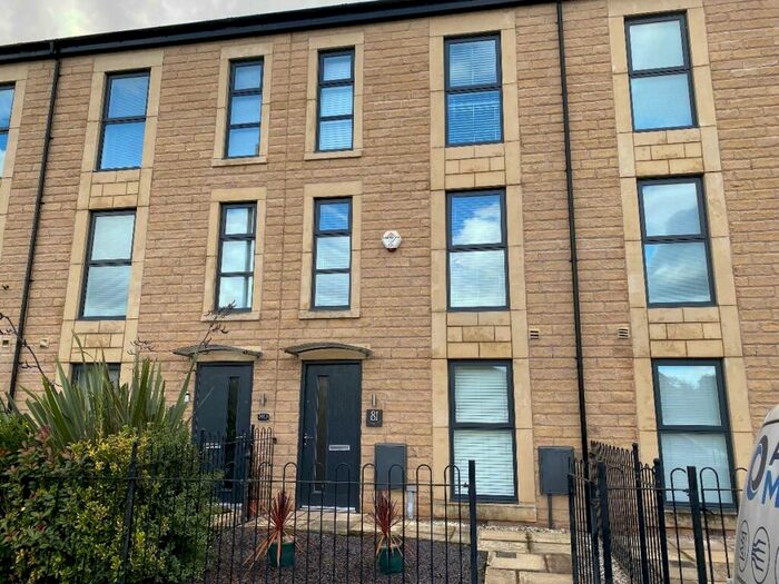 3 Bedroom Terraced House To Rent In St Georges Quay, Lancaster, LA1