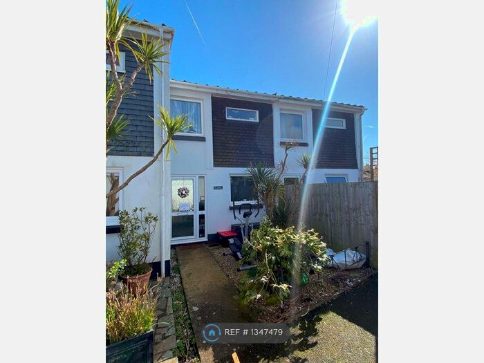 2 Bedroom Terraced House To Rent In Harbour View Close, Brixham, TQ5