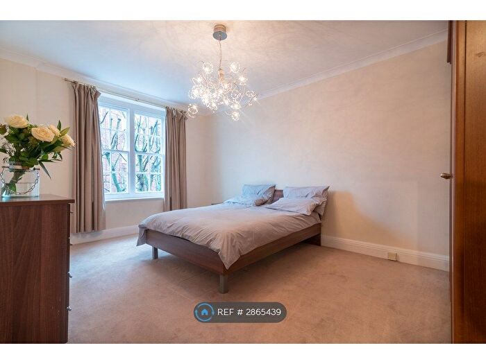 1 Bedroom Flat To Rent In Ascot Court, London, NW8