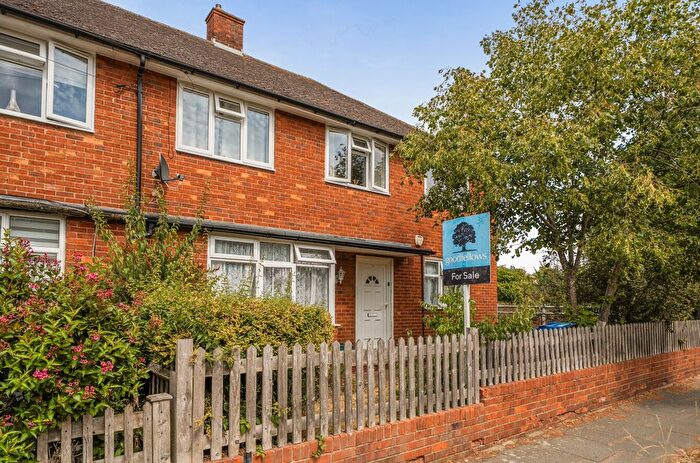 2 Bedroom Maisonette For Sale In Commonside East, Mitcham, CR4
