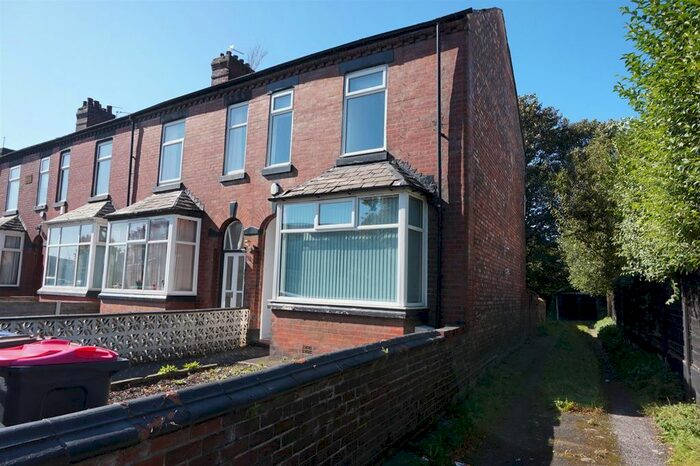 5 Bedroom Property To Rent In Lower Broughton Road, Salford, M7