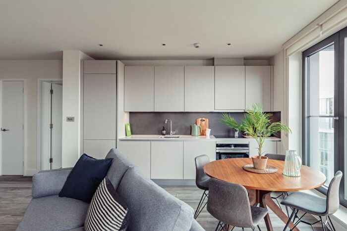 1 Bedroom Flat To Rent In Mallow Walk, Greenwich, SE8