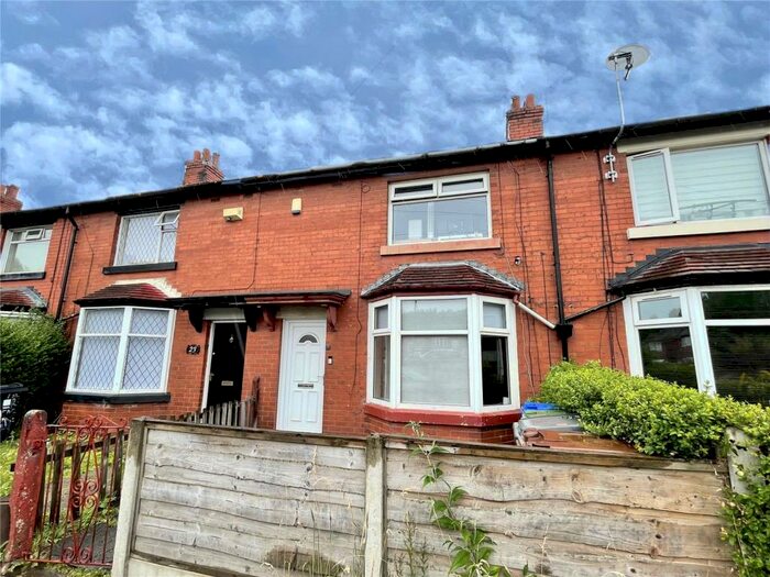 Houses for sale & to rent in OL7 9LA, Moss Lane, Droylsden East Ashton