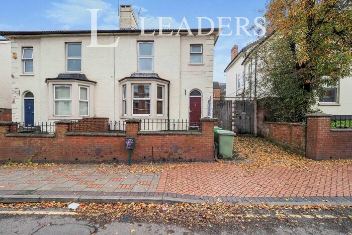 1 Bedroom Studio To Rent In Bentinck Road, Nottingham, NG7