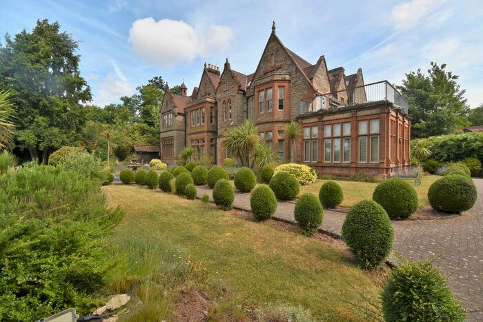 2 Bedroom Flat To Rent In Blackdown Hall Sandy Lane, Blackdown, Leamington Spa, CV32