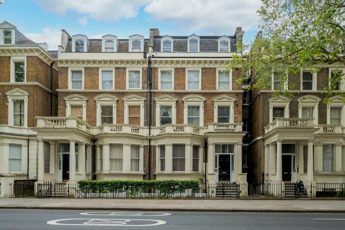 2 Bedroom Flat To Rent In Holland Park Avenue, London, W11