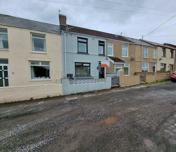 3 Bedroom Terraced House For Sale In Pant Hirwaun, Heol-y-cyw, Bridgend County., CF35