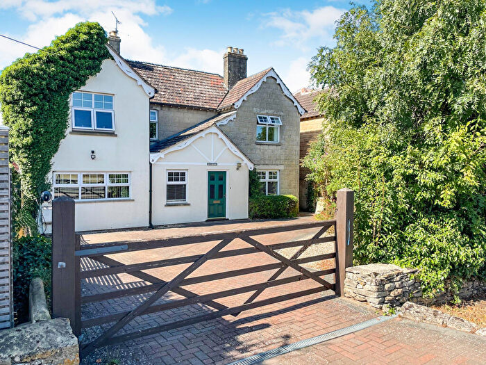 5 Bedroom Detached House For Sale In Horcott Road, Fairford, GL7