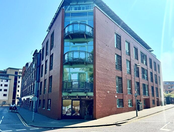 2 Bedroom Apartment To Rent In Sherborne Street, Birmingham, B16