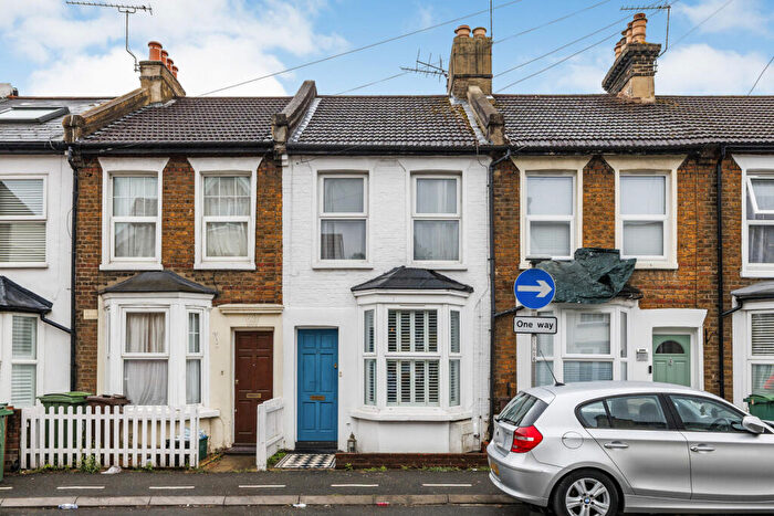 2 Bedroom Terraced House To Rent In Sydney Road, Sutton, SM1