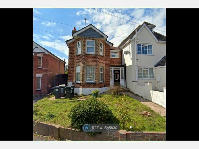 1 Bedroom Flat To Rent In Muscliffe Road, Bournemouth, BH9