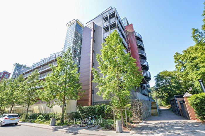 Studio To Rent In Ashman Bank, Geoffrey Watling Way, Norwich, NR1