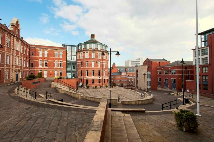 2 Bedroom Apartment To Rent In Standard Hill, Nottingham, NG1