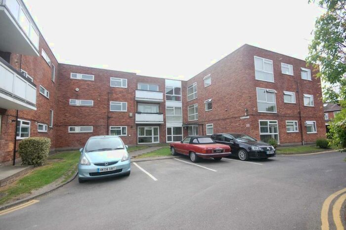 2 Bedroom Flat To Rent In Fog Lane, Didsbury, M20
