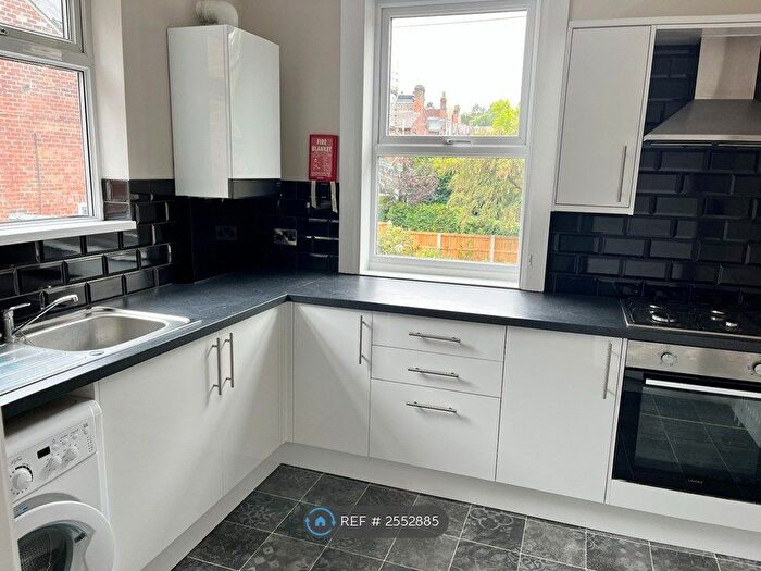 2 Bedroom Flat To Rent In Ecclesall Road, Sheffield, S11
