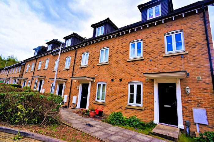 3 Bedroom Terraced House To Rent In Horace Road, Rochester, ME2