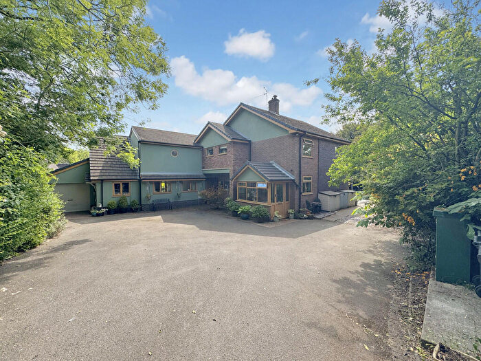 5 Bedroom Detached House For Sale In The Green, Clayton, Newcastle-under-Lyme, ST5