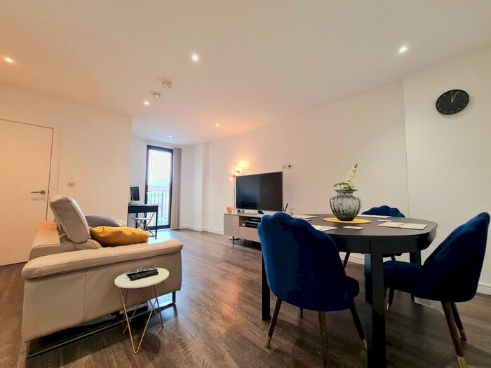 1 Bedroom Apartment To Rent In Callis Close, Woolwich, SE18