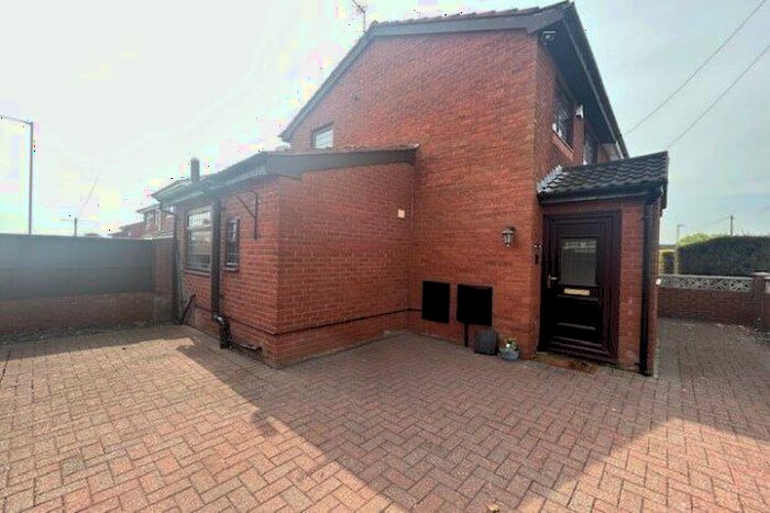 3 Bedroom Semi-Detached House To Rent In Elephant Lane, St. Helens, WA9