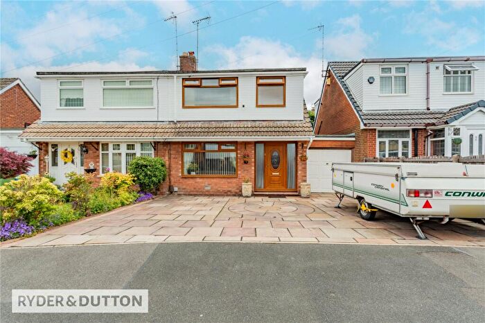 3 Bedroom Semi-Detached House For Sale In Borrowdale Close, Royton, Oldham, Greater Manchester, OL2
