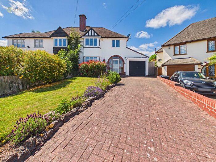 3 Bedroom Semi-Detached House For Sale In Knighton Close, Sutton Coldfield, B74