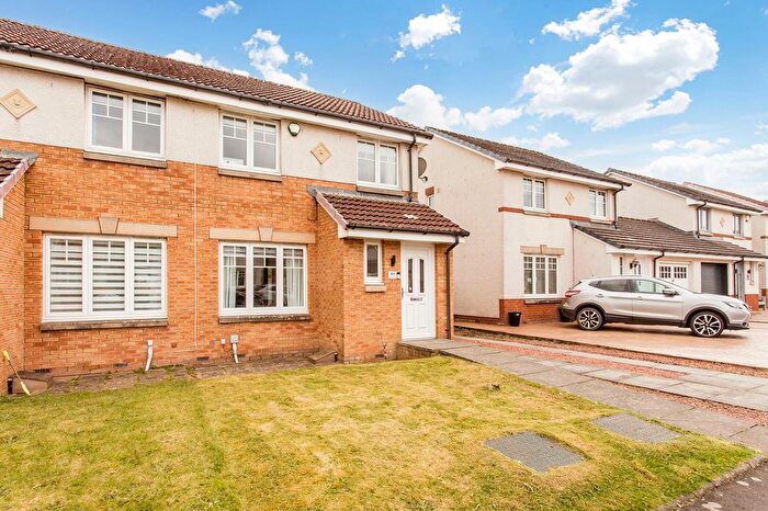 3 Bedroom Semi-Detached House For Sale In Harrysmuir Gardens, Pumpherston, EH53