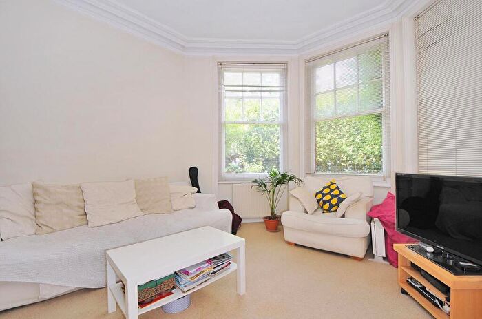 1 Bedroom Flat To Rent In Alexandra Park Road, Muswell Hill, London, N10