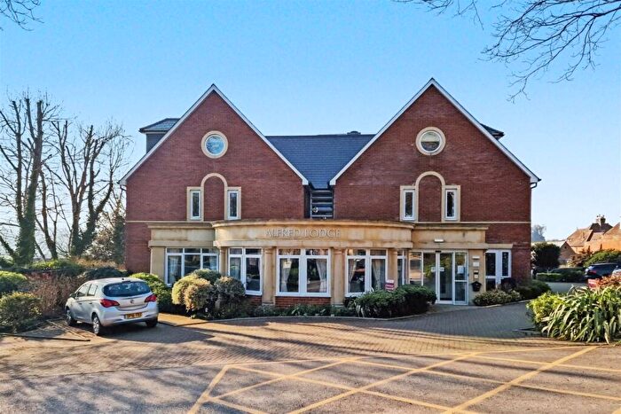 1 Bedroom Flat For Sale In Bridport, DT6