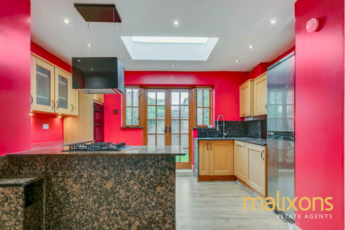 2 Bedroom Terraced House To Rent In Marden Crescent, Croydon, CR0