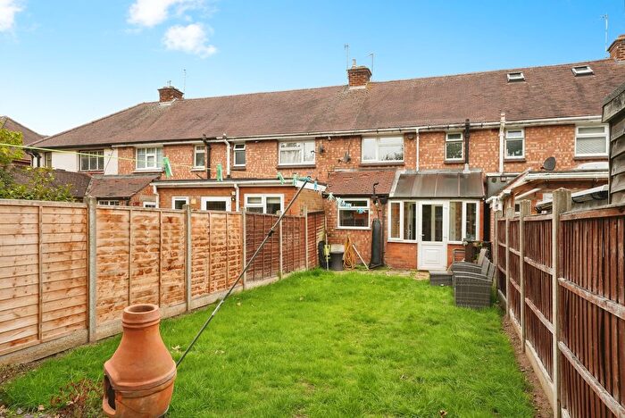 3 Bedroom Terraced House For Sale In Arrowsmith Avenue, Worcester, Worcestershire, WR2