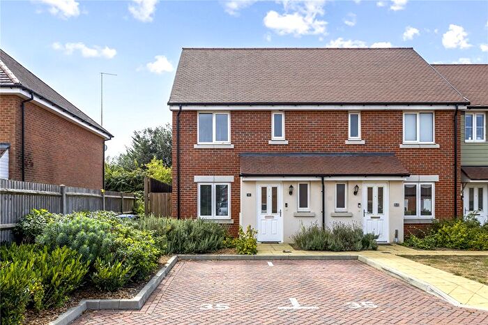 3 Bedroom End Of Terrace House For Sale In Petunia Grove, Wick, Littlehampton, West Sussex, BN17