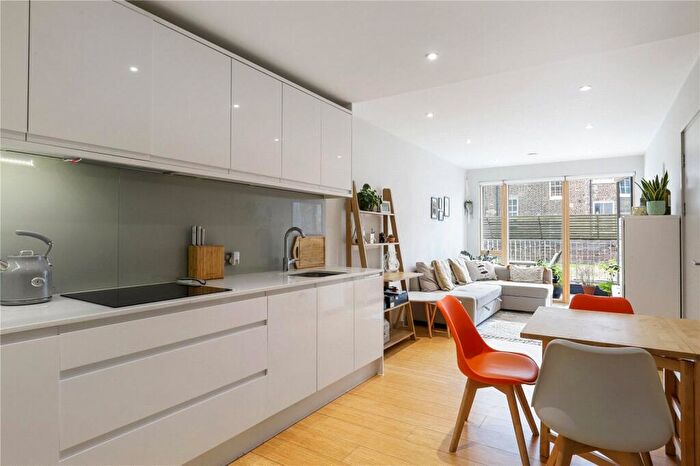 1 Bedroom Apartment To Rent In Caledonian Road, Islington, London, N1