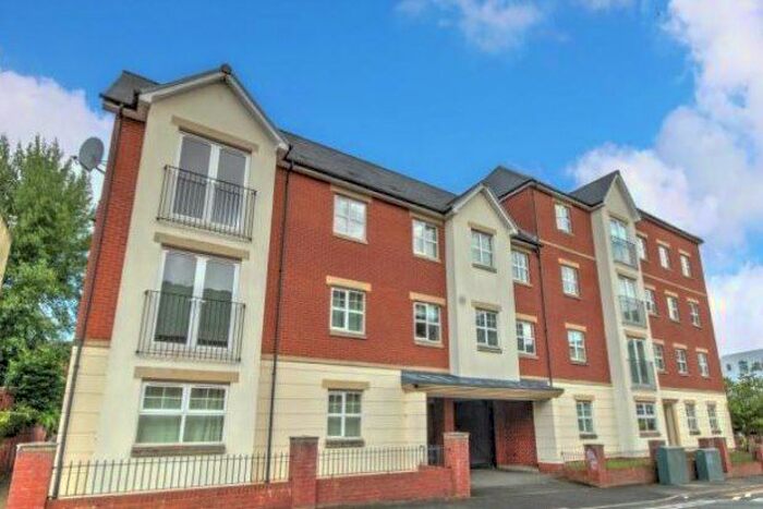 2 Bedroom Flat To Rent In Tettenhall Gate, Wolverhampton, WV3