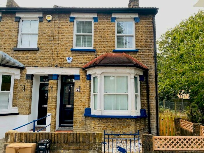 3 Bedroom End Of Terrace House To Rent In Malvern Road, Hornchurch, London, RM11