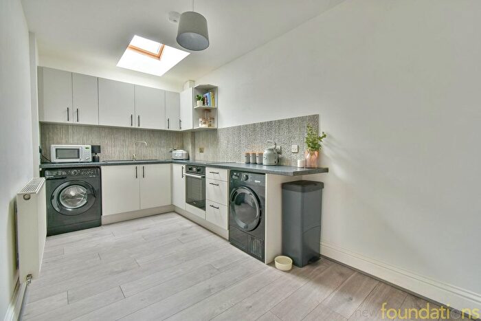 2 Bedroom Semi-Detached Bungalow For Sale In Turkey Road, Bexhill On Sea, TN39