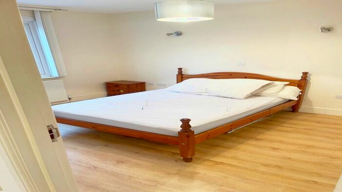 1 Bedroom Flat To Rent In Sevington Road, London, NW4