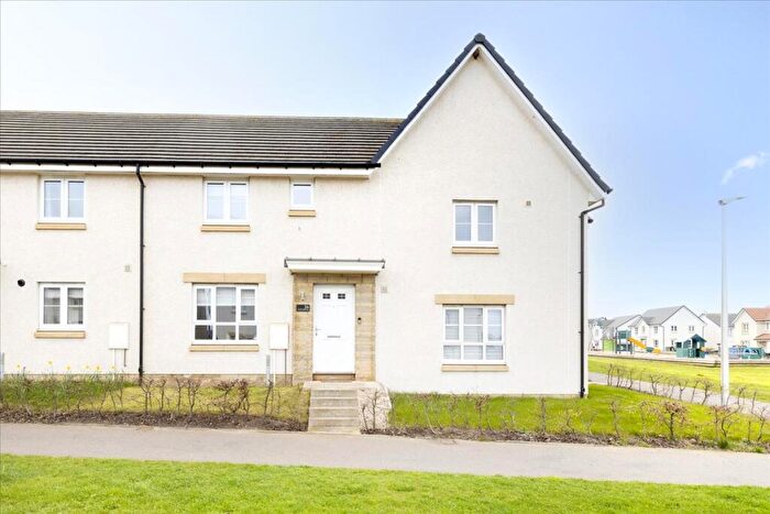 3 Bedroom Terraced House For Sale In Chute Crescent, Wallyford, EH21