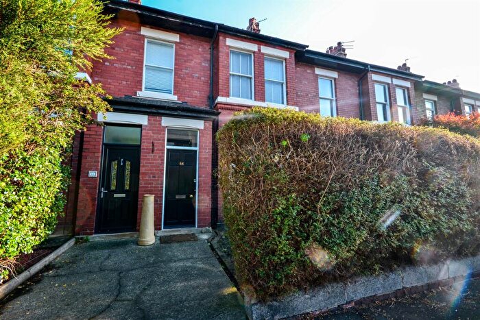 2 Bedroom Flat To Rent In Hyde Terrace, Gosforth, NE3