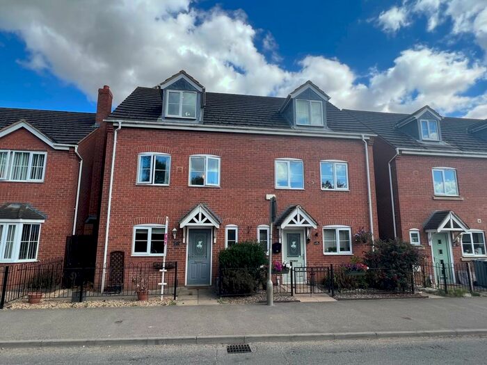 4 Bedroom House To Rent In Ermine Street, Ancaster, Grantham, NG32