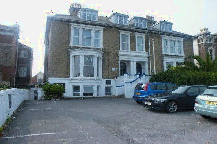 2 Bedroom Flat To Rent In Dorchester Road, Weymouth, DT4