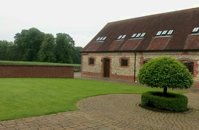 3 Bedroom Barn Conversion To Rent In Sages Lane, Privett, Alton, GU34