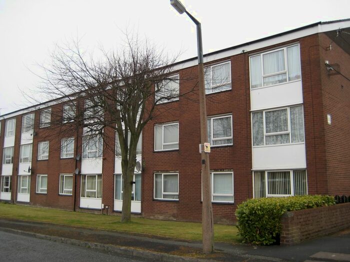 1 Bedroom Flat To Rent In Georgina Court, Bolton, BL3